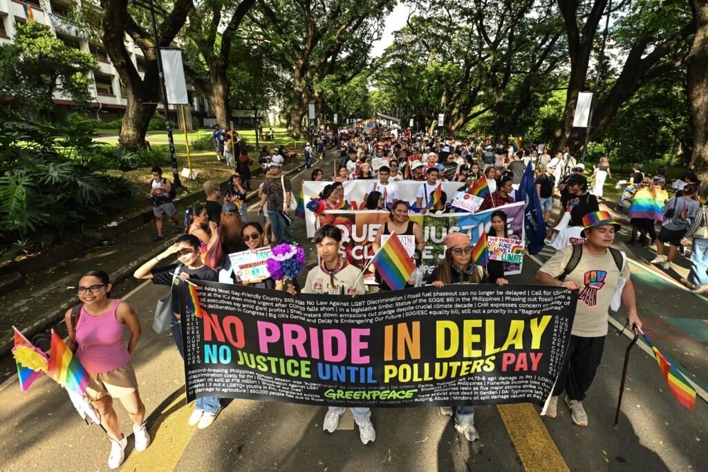 Greenpeace Philippines joins LoveLaban 2025 to push for climate justice [photo credit: Noel Celis / Greenpeace]
